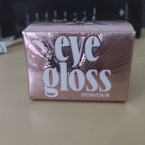 Jeffree Star Eye Gloss Powder in Voyeurism .16 Oz New In Box Can Be Bundle 6/$24